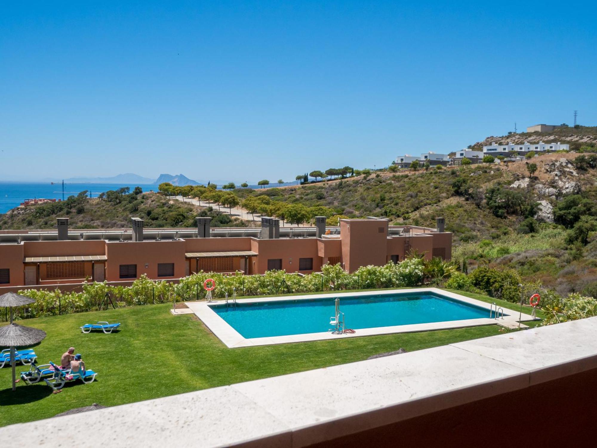 2055-Superb 2Bedrooms Apt, Gibraltar And Sea View Манилва Экстерьер фото